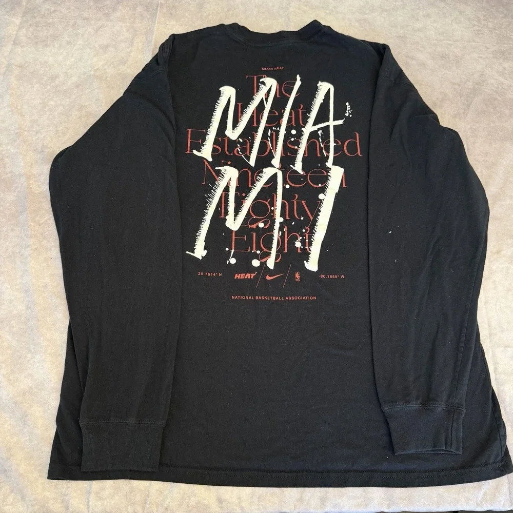 Nike Miami Heat Long Sleeve Tee‎ Black NBA Graphic Shirt Mens L